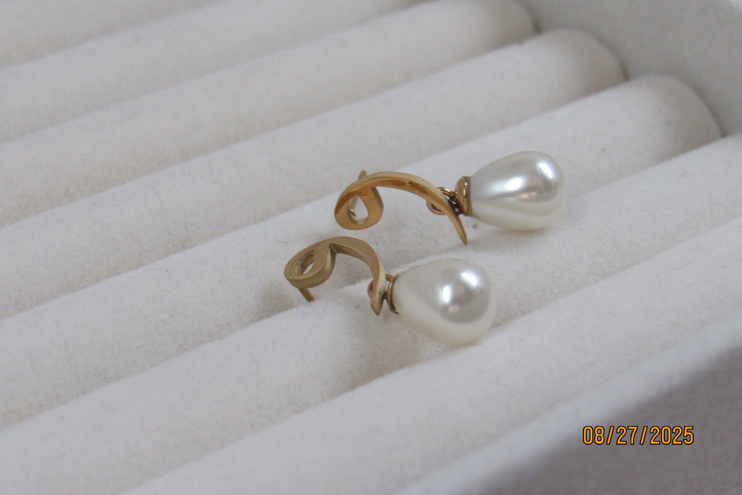 pearl letter earring
