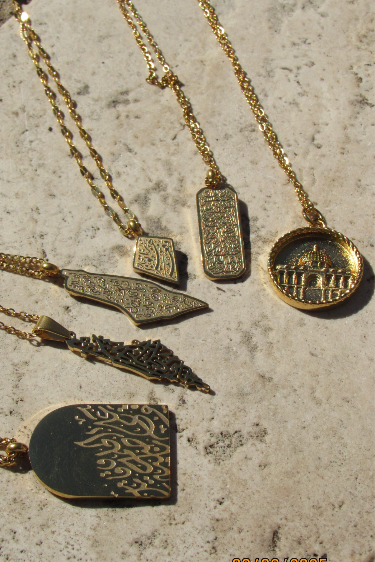 Al aqsa neckless 18k