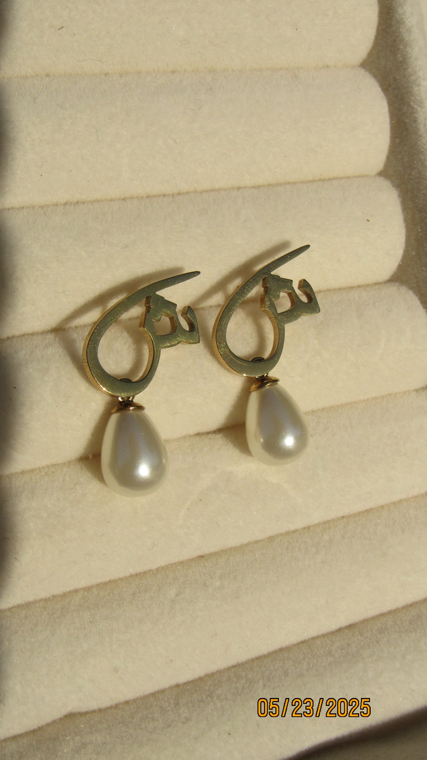 pearl letter earring