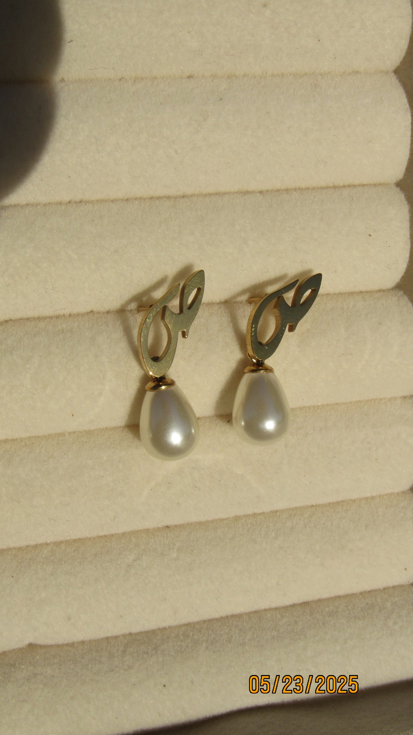 pearl letter earring