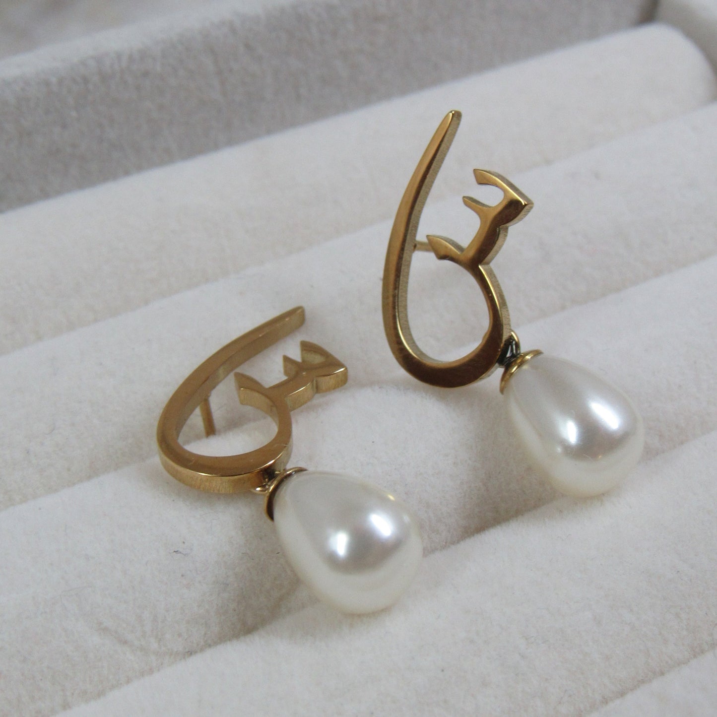 pearl letter earring